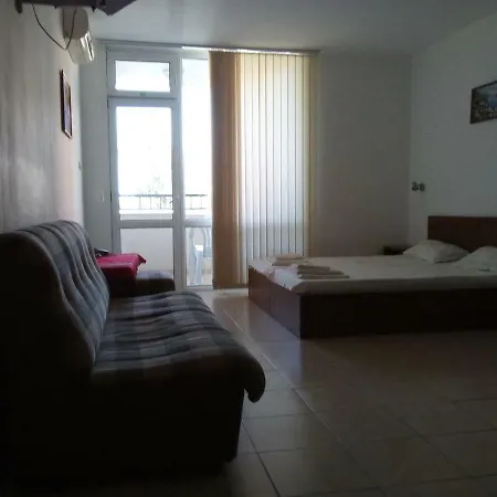 Rose Studio A21 Апартамент *